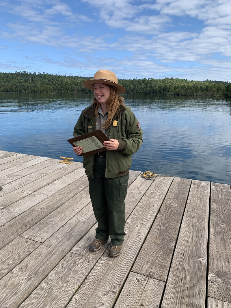 Ranger welcomes backpackers to Isle Royale by name and reviews park rules.