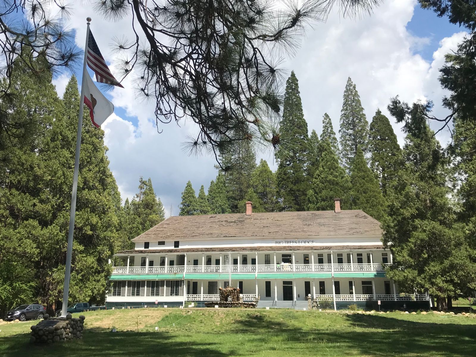 Wawona Hotel